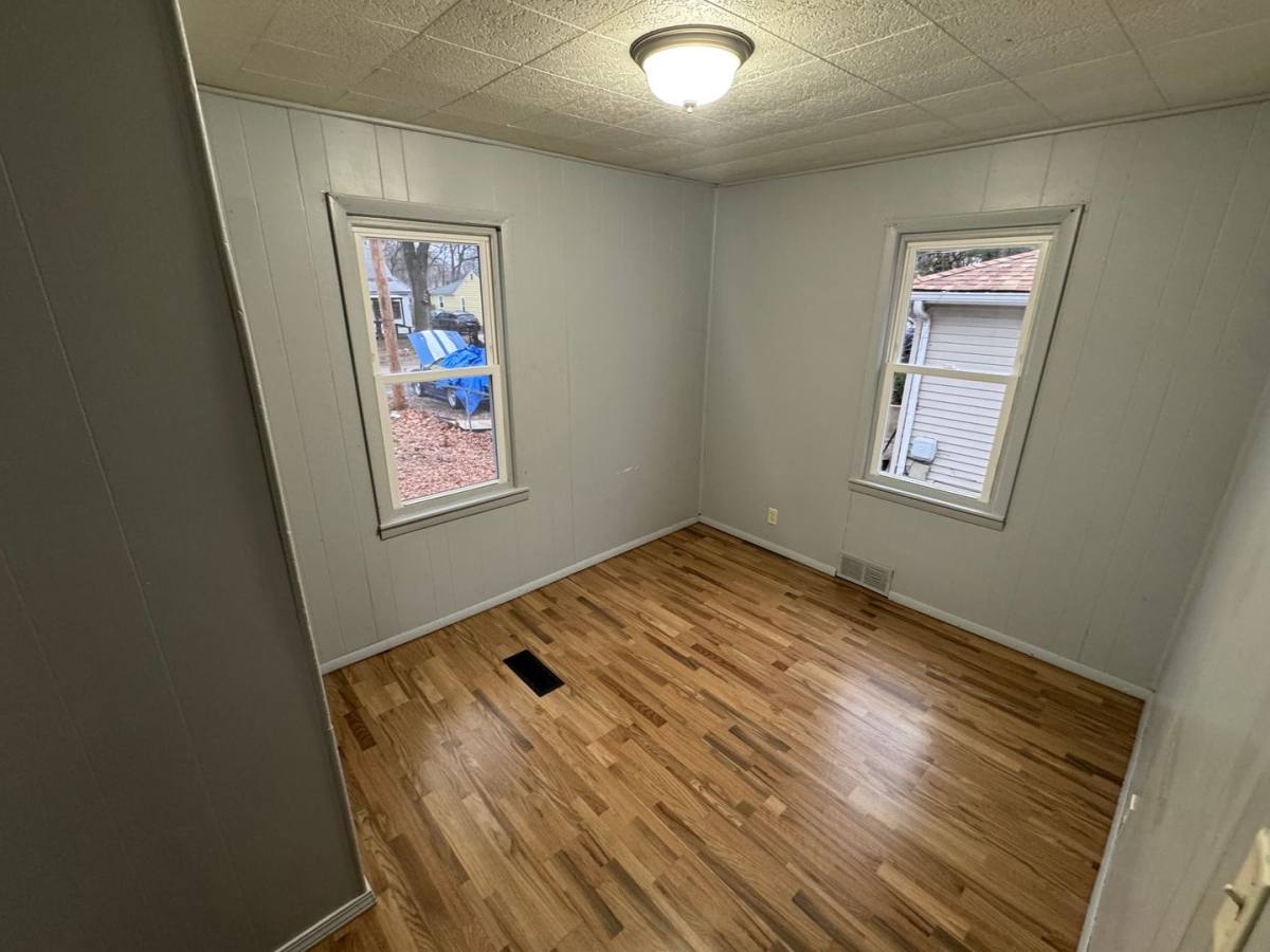 House for rent at 2019 S Elizabeth St, Peoria, IL 61605