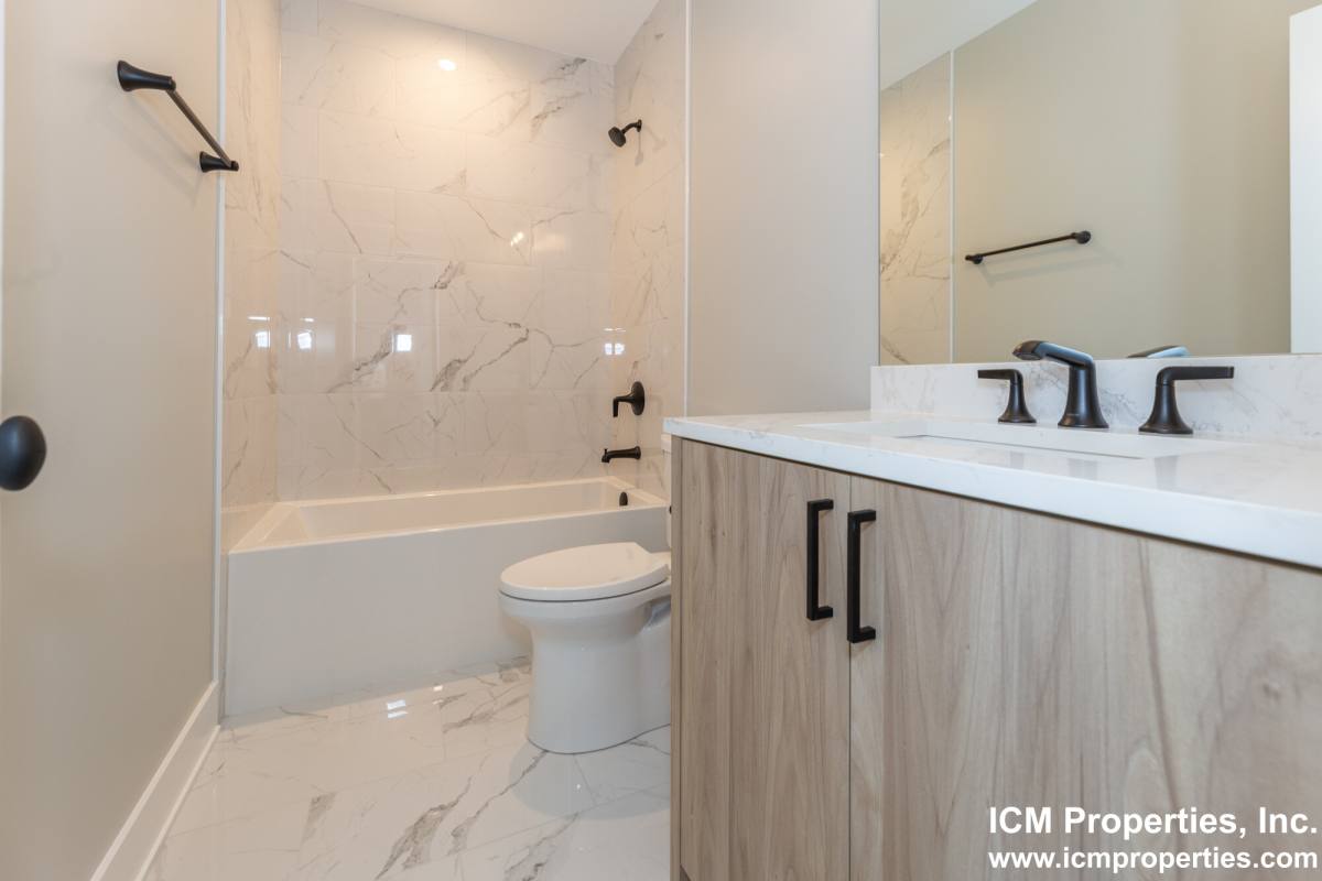 Apartment for rent at 2455 W Logan #2, Chicago, IL 60647