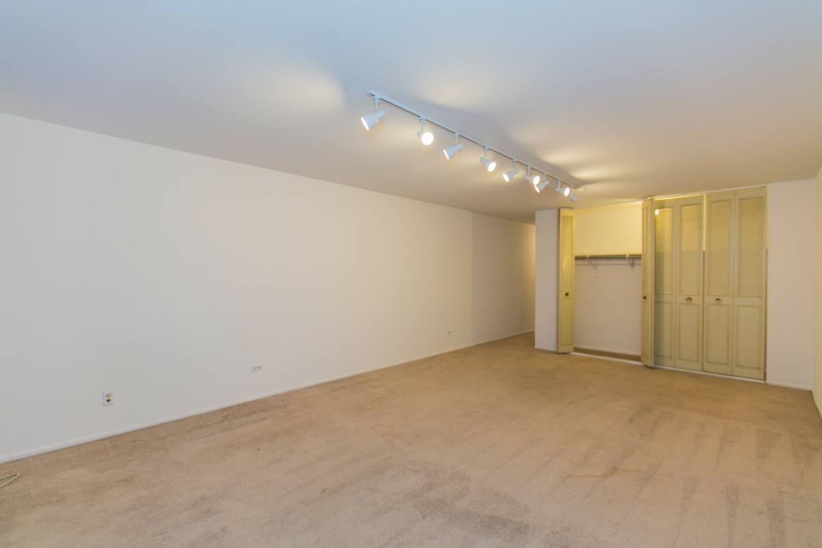 Apartment for rent at 1355 N Dearborn #308, Chicago, IL 60610