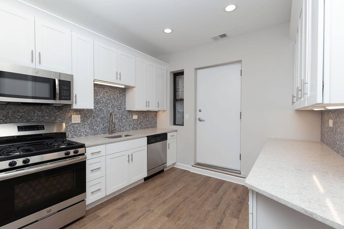 Apartment for rent at 2909 N Clark #2N, Chicago, IL 60657