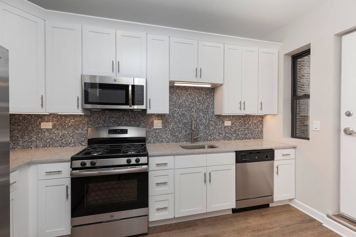 Apartment for rent at 2909 N Clark #2N, Chicago, IL 60657