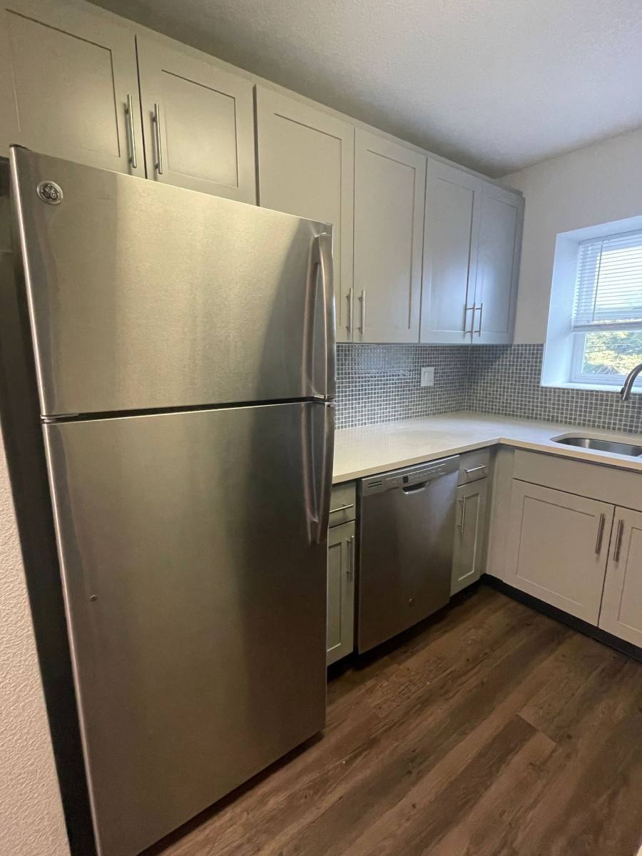 Apartment for rent at 2110 NE 65th St, Seattle, WA 98115
