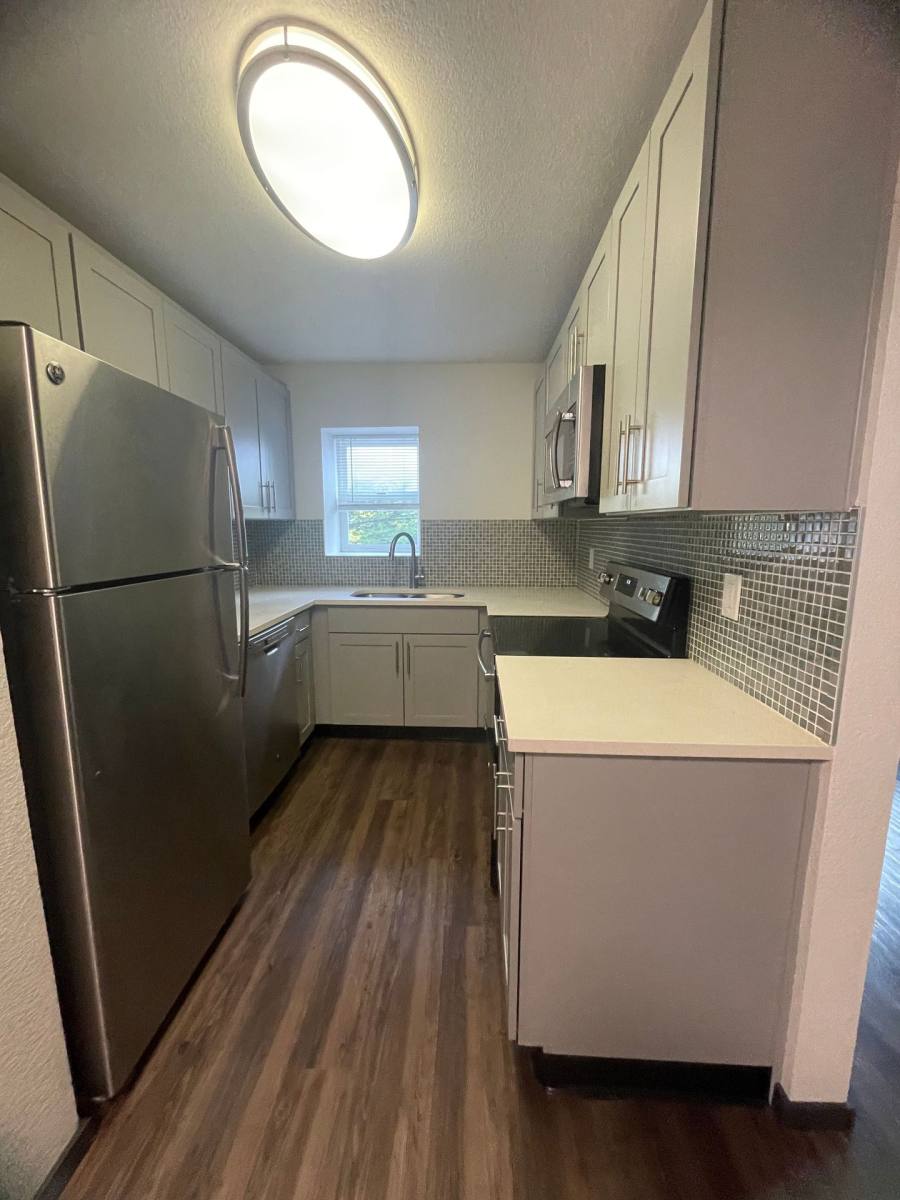 Apartment for rent at 2110 NE 65th St, Seattle, WA 98115