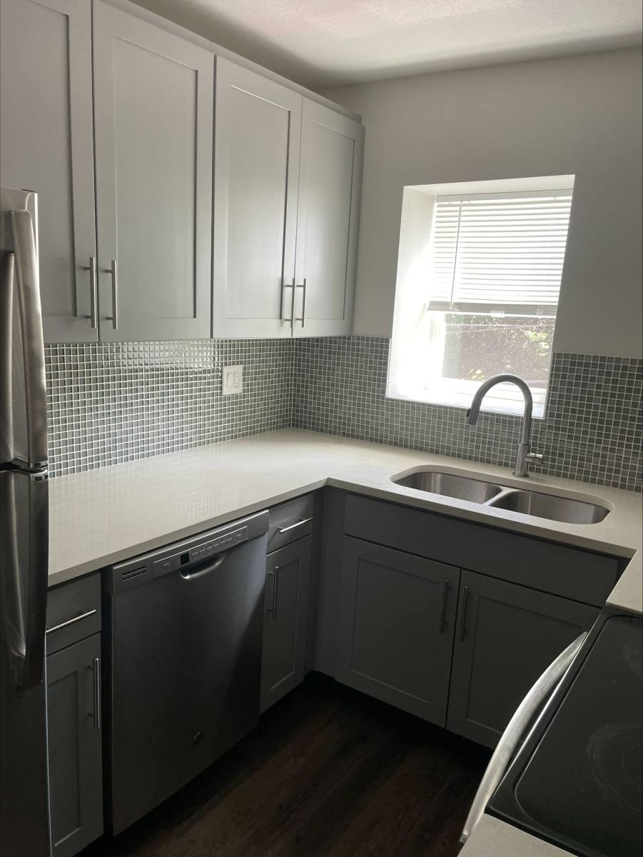 Apartment for rent at 2110 NE 65th St, Seattle, WA 98115