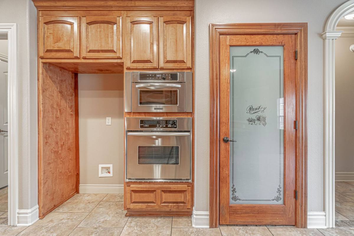 House for rent at 3704 W Legacy Lane, Rogers, AR 72758