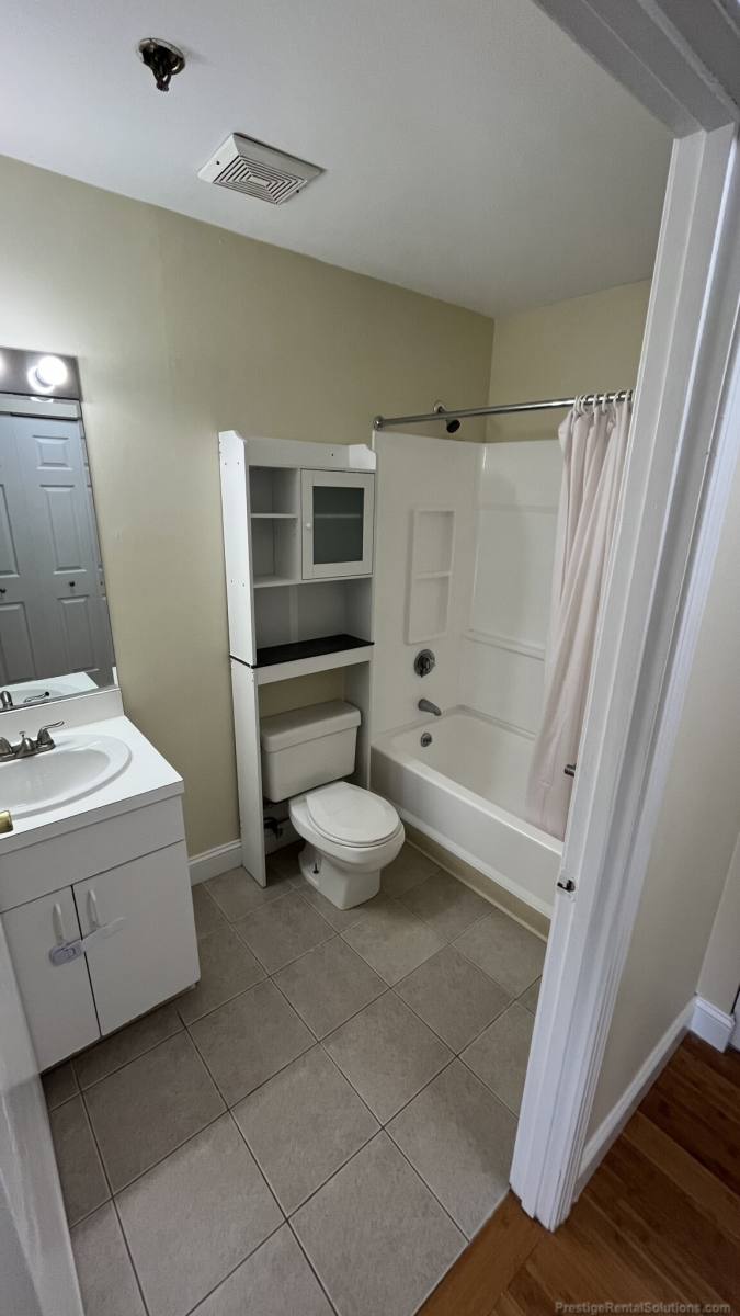 Apartment for rent at 56 Saint Joseph St #404, Fall River, MA 02723