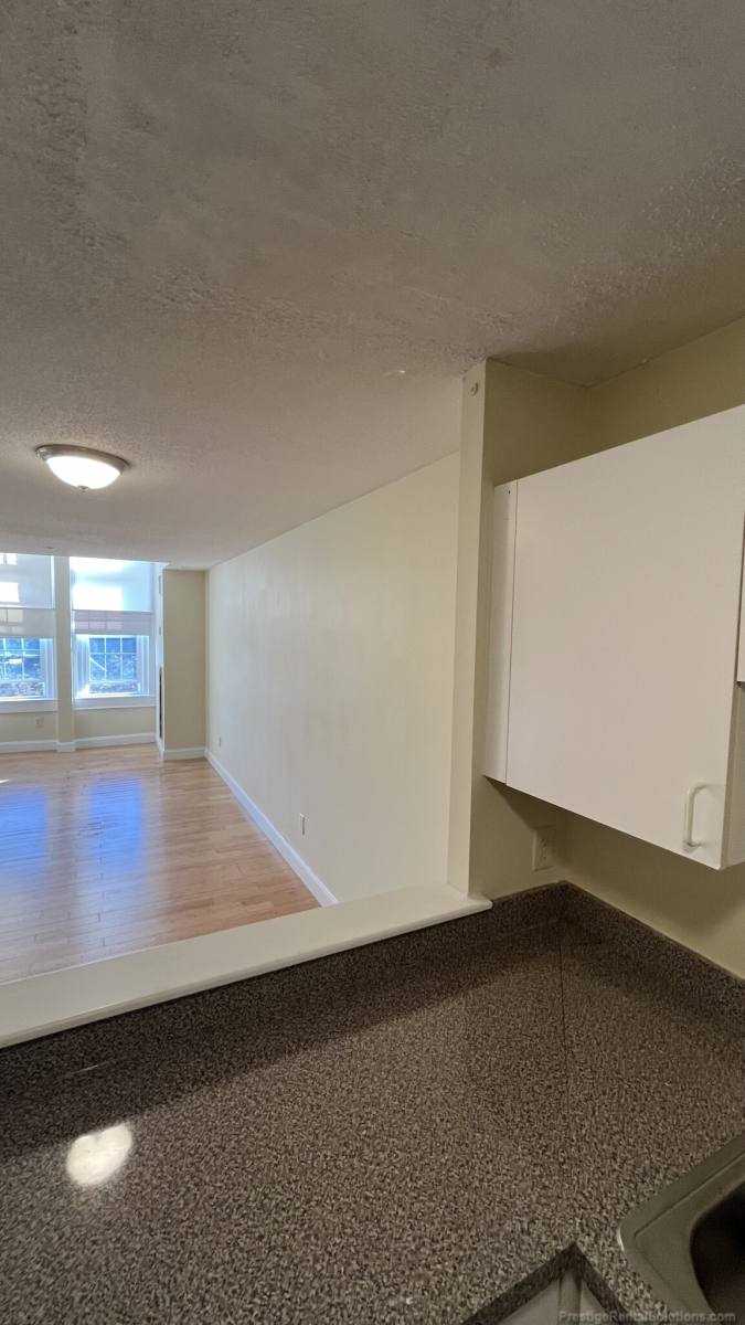 Apartment for rent at 56 Saint Joseph St #404, Fall River, MA 02723