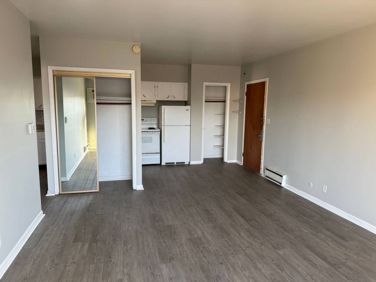 Apartment for rent at 5911 W 25th St, Indianapolis, IN 46224