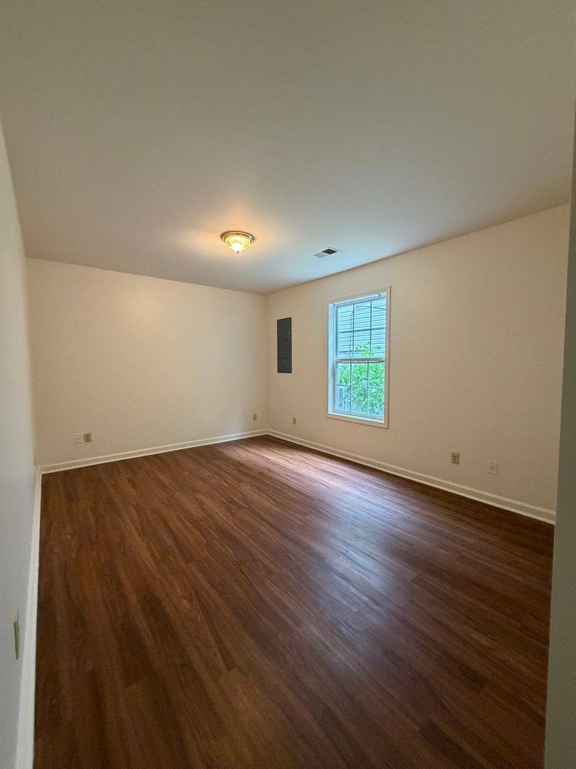 Apartment for rent at 137 Macey Ave, Versailles, KY 40383