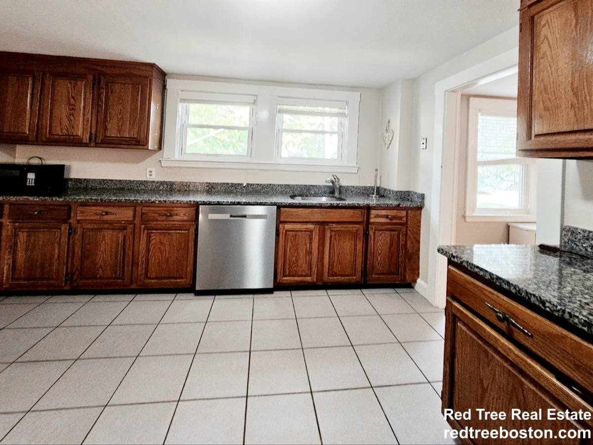 House for rent at 9 Keefe Ave #1, Newton Upper Falls, MA 02464