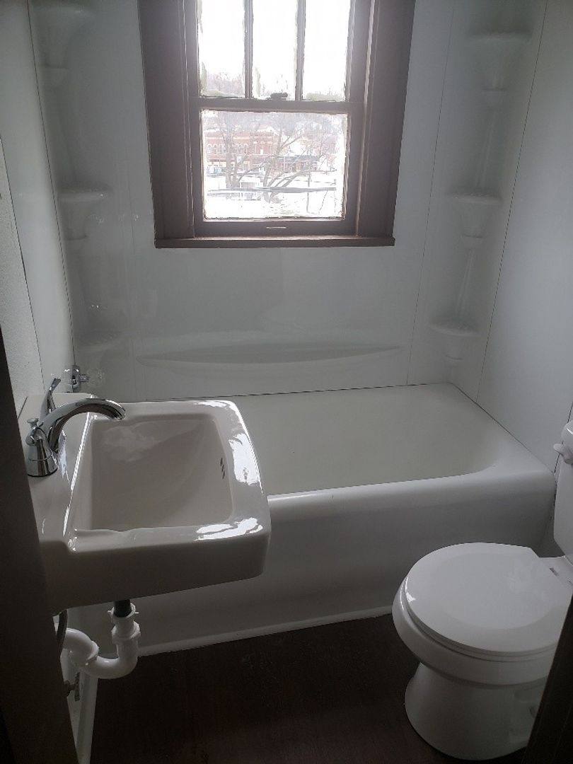 Apartment for rent at 1017 N 19th, Saint Joseph, MO 64501