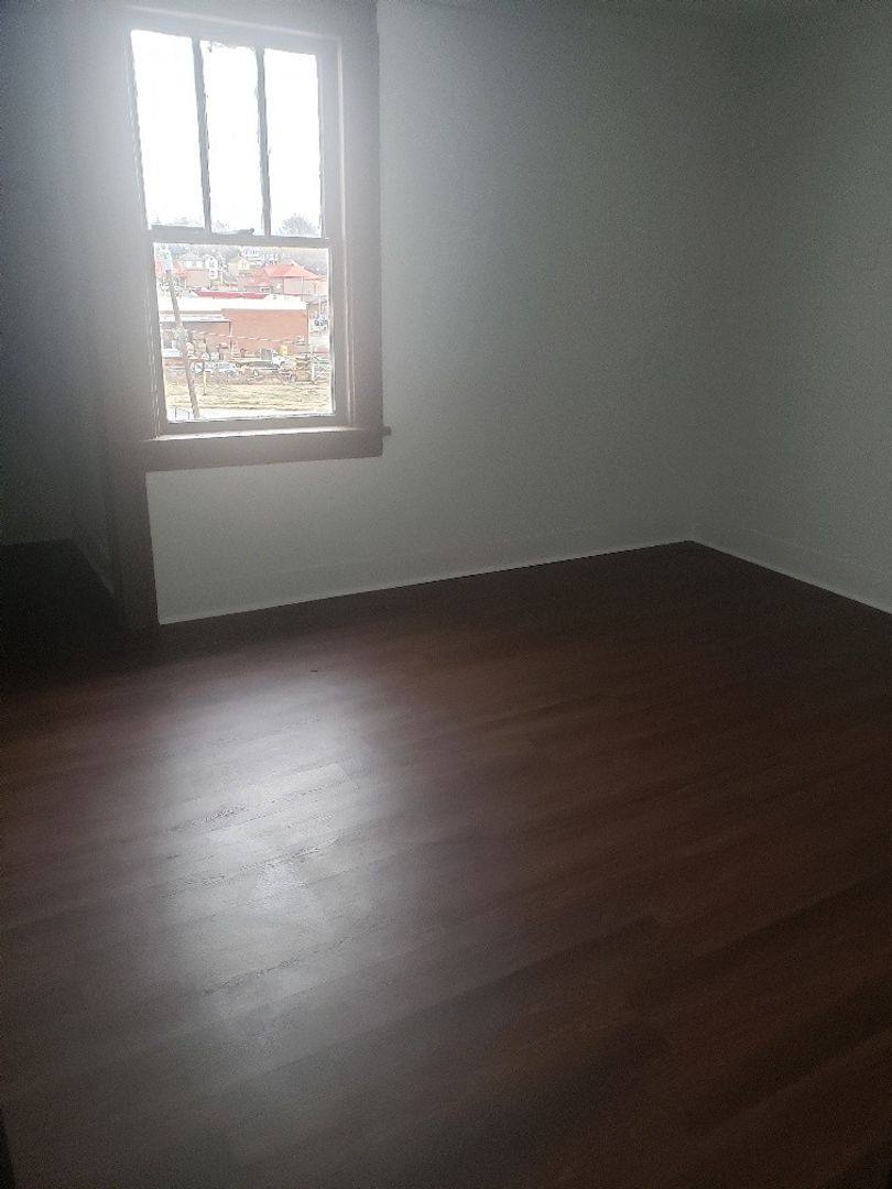 Apartment for rent at 1017 N 19th, Saint Joseph, MO 64501
