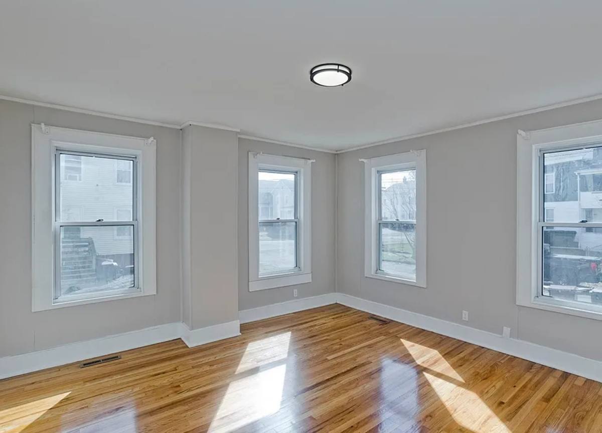 Apartment for rent at 13 Hampden St, Westfield, MA 01085
