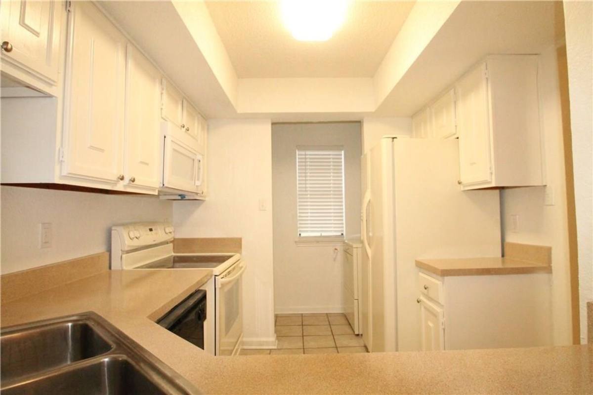 Condo for rent at 3635 Garden Brook Dr #20300, Dallas, TX 75234