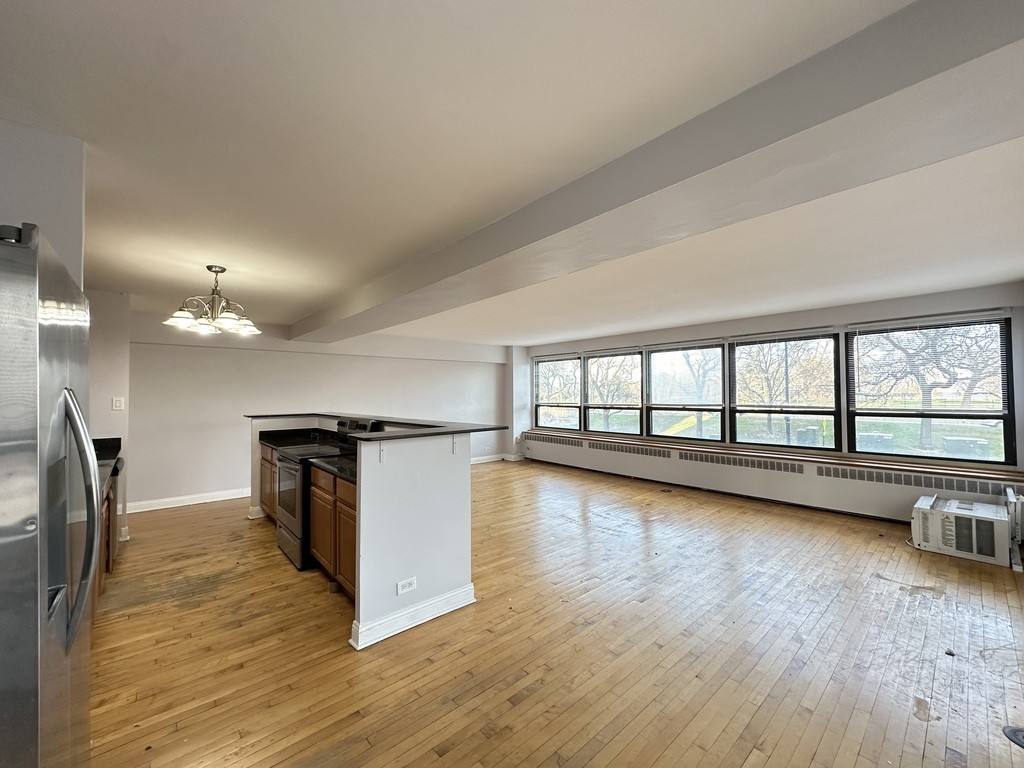 Apartment for rent at 4178 Marine Dr #P502, Chicago, IL 60613