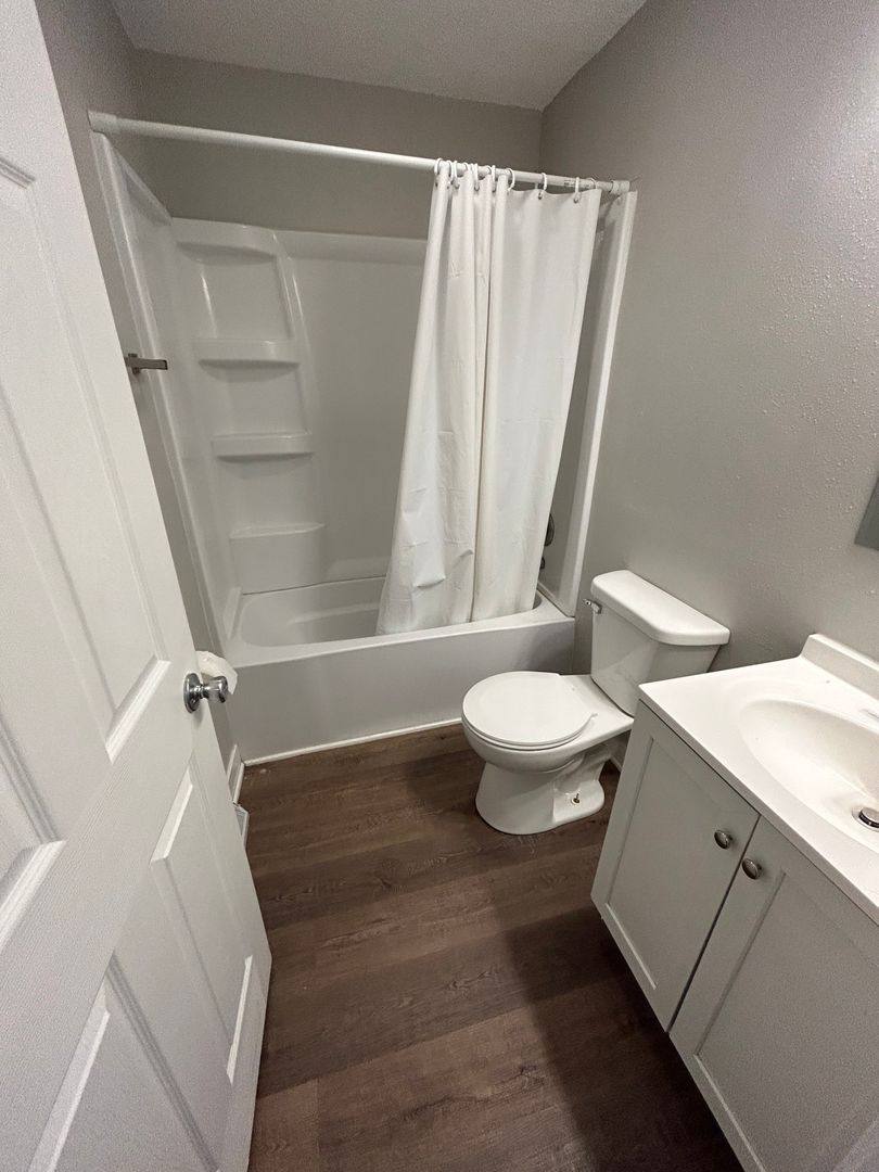 House for rent at 4377 Oxford Dr, Norwalk, IA 50211