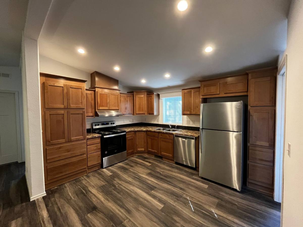 House for rent at 11211 SE 226th St, Kent, WA 98031
