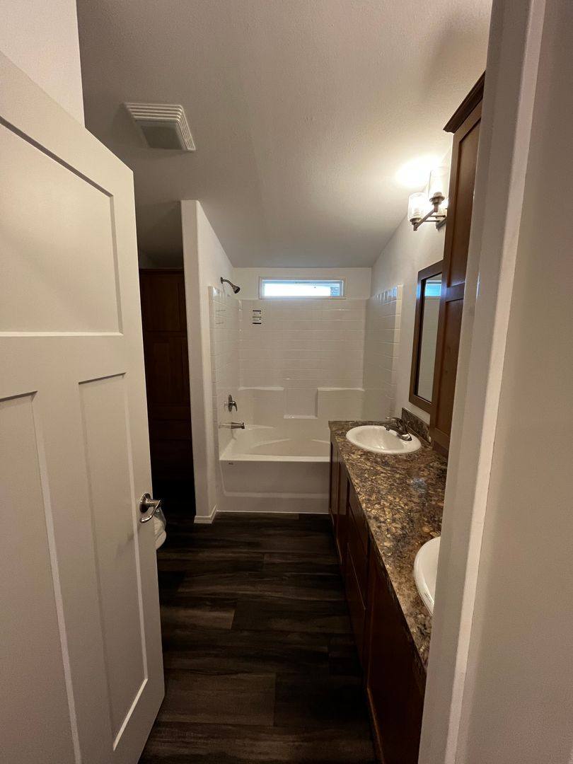 House for rent at 11211 SE 226th St, Kent, WA 98031