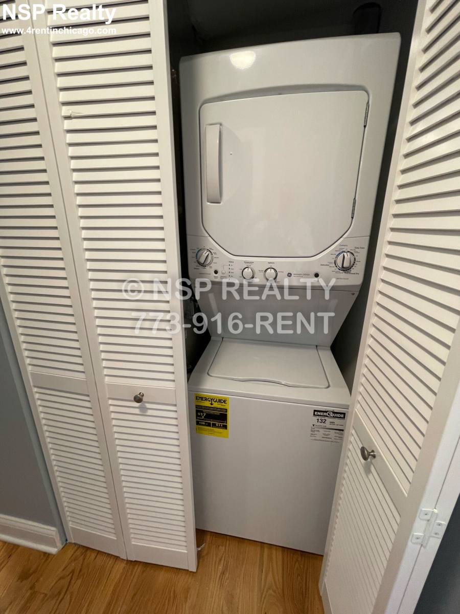 Apartment for rent at 1644 W Pratt #2G, Chicago, IL 60626