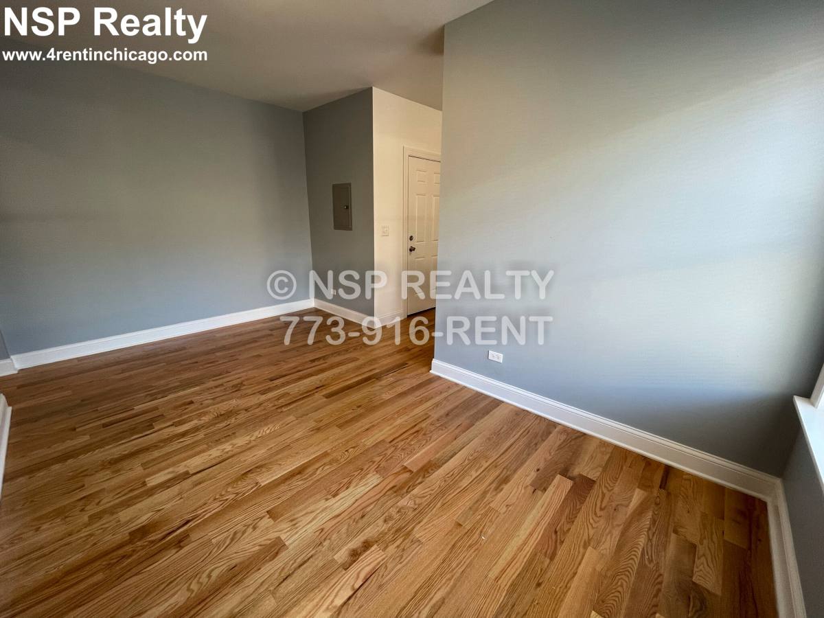 Apartment for rent at 1644 W Pratt #2G, Chicago, IL 60626