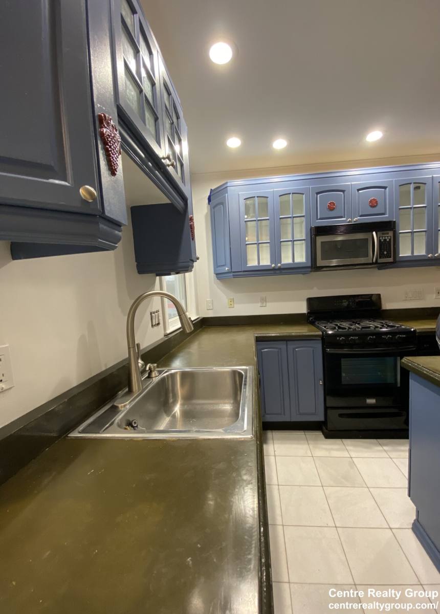 Apartment for rent at 200 Hyde Park Ave #2, Jamaica Plain, MA 02130