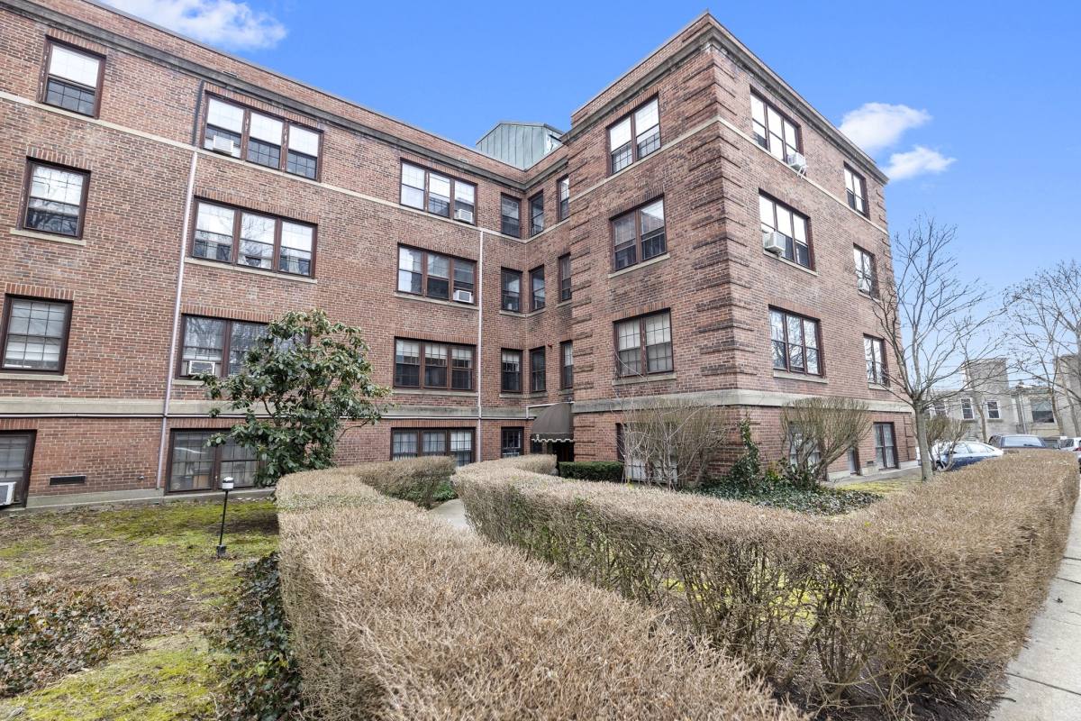 Apartment for rent at 12 Kilsyth Terrace #24, Brighton, MA 02135