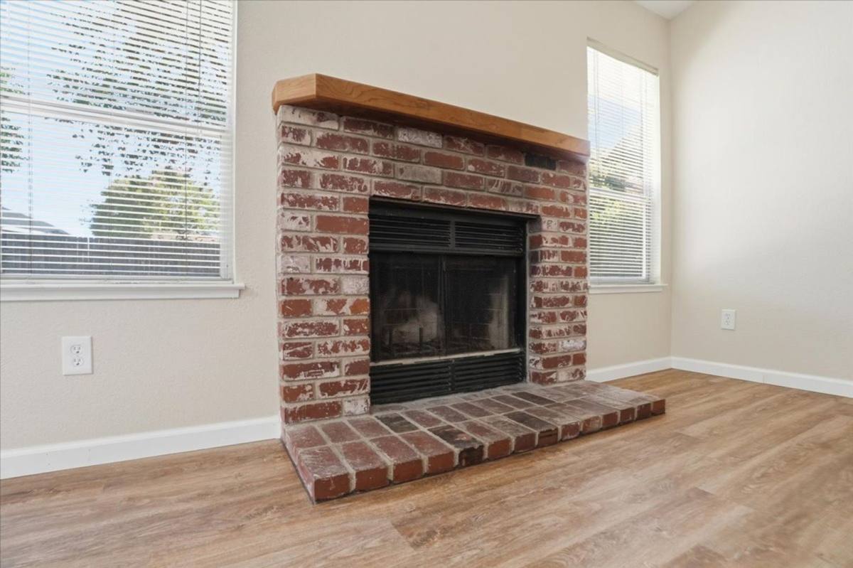 House for rent at 604 Hovey Way, Roseville, CA 95678