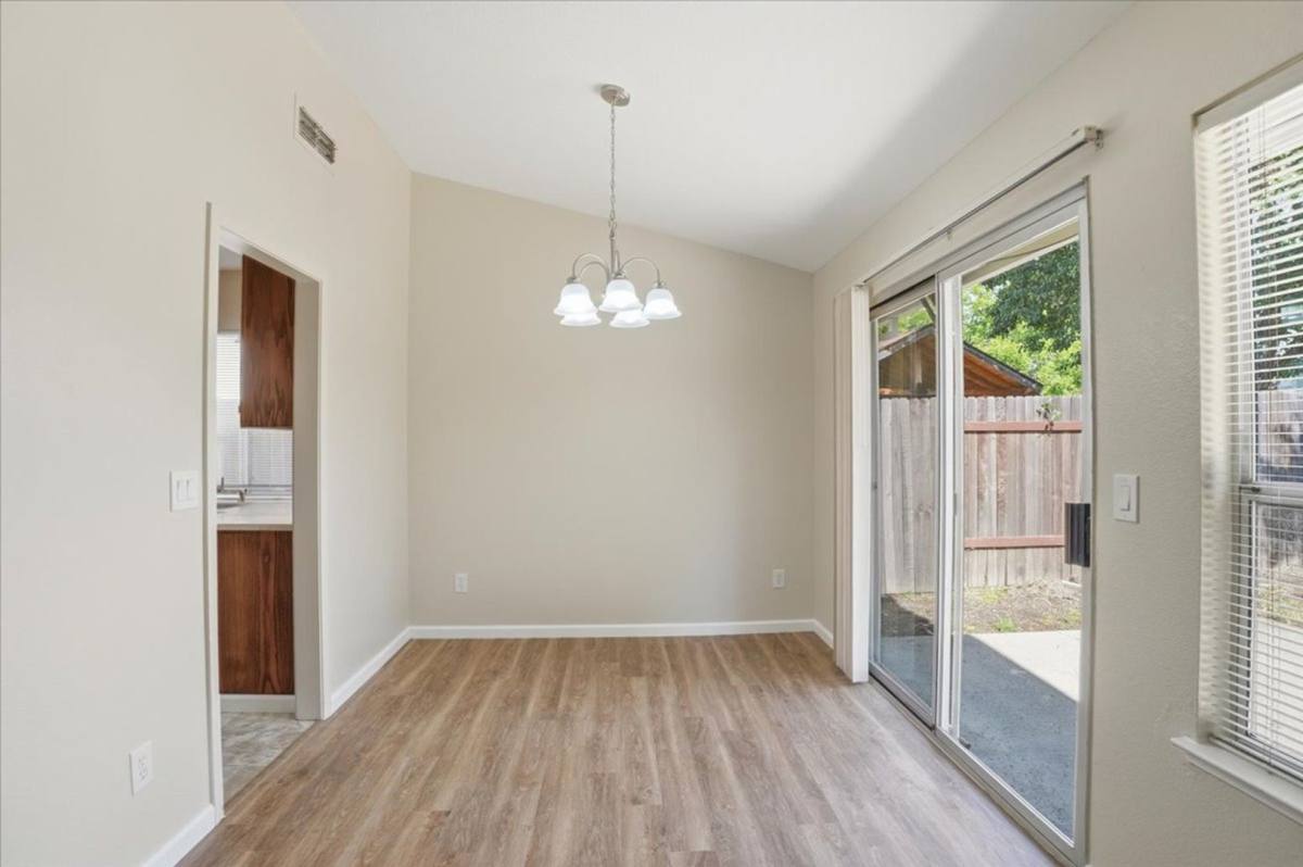 House for rent at 604 Hovey Way, Roseville, CA 95678