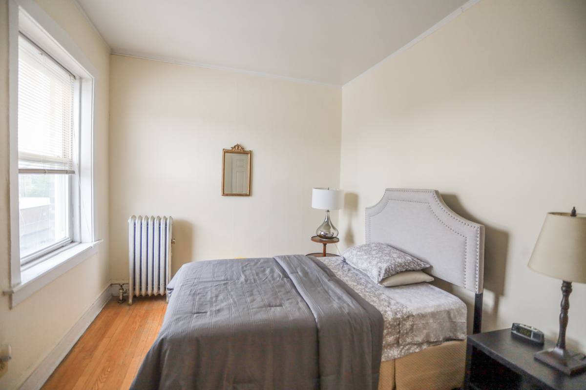 Apartment for rent at 2463 W Gunnison #3, Chicago, IL 60625