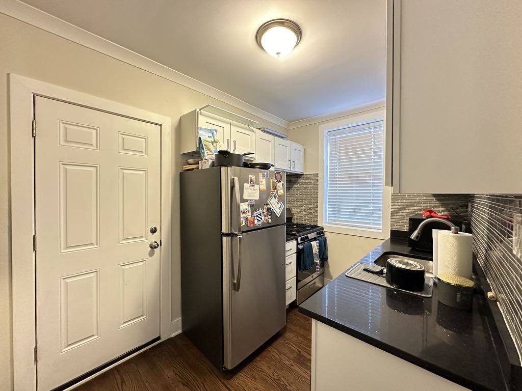 Apartment for rent at 4216 Clark #9Q, Chicago, IL 60613