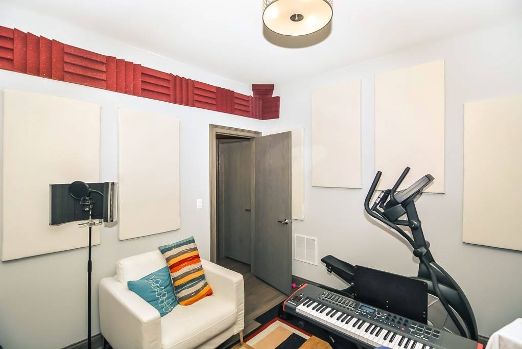 Apartment for rent at 4322 Ashland #8Q, Chicago, IL 60613