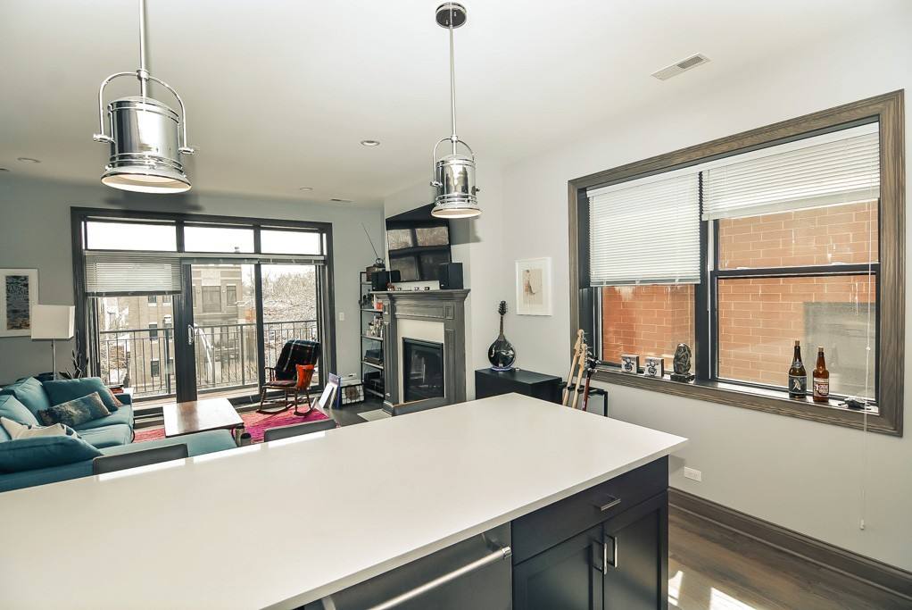 Apartment for rent at 4322 Ashland #8Q, Chicago, IL 60613