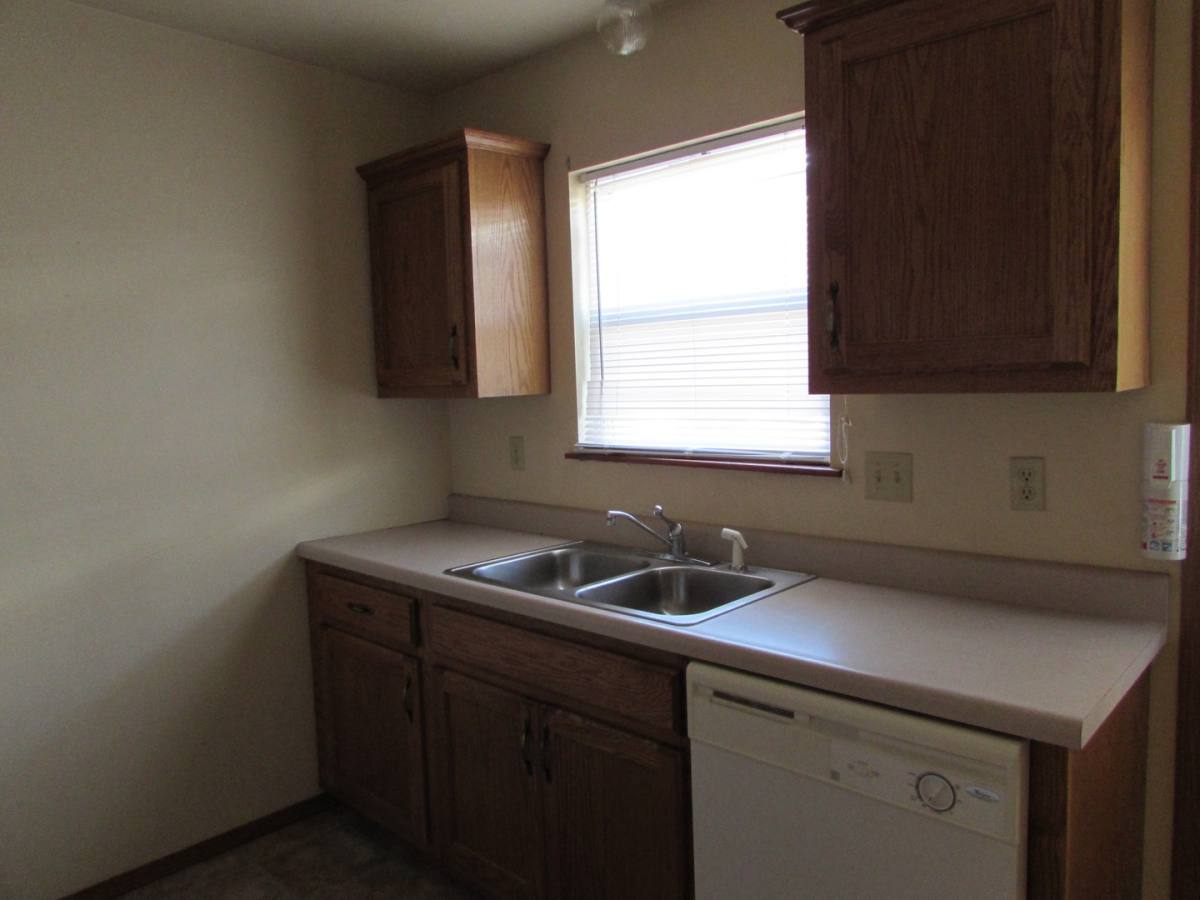 Apartment for rent at 20320 Skyview Dr, Waynesville, MO 65583