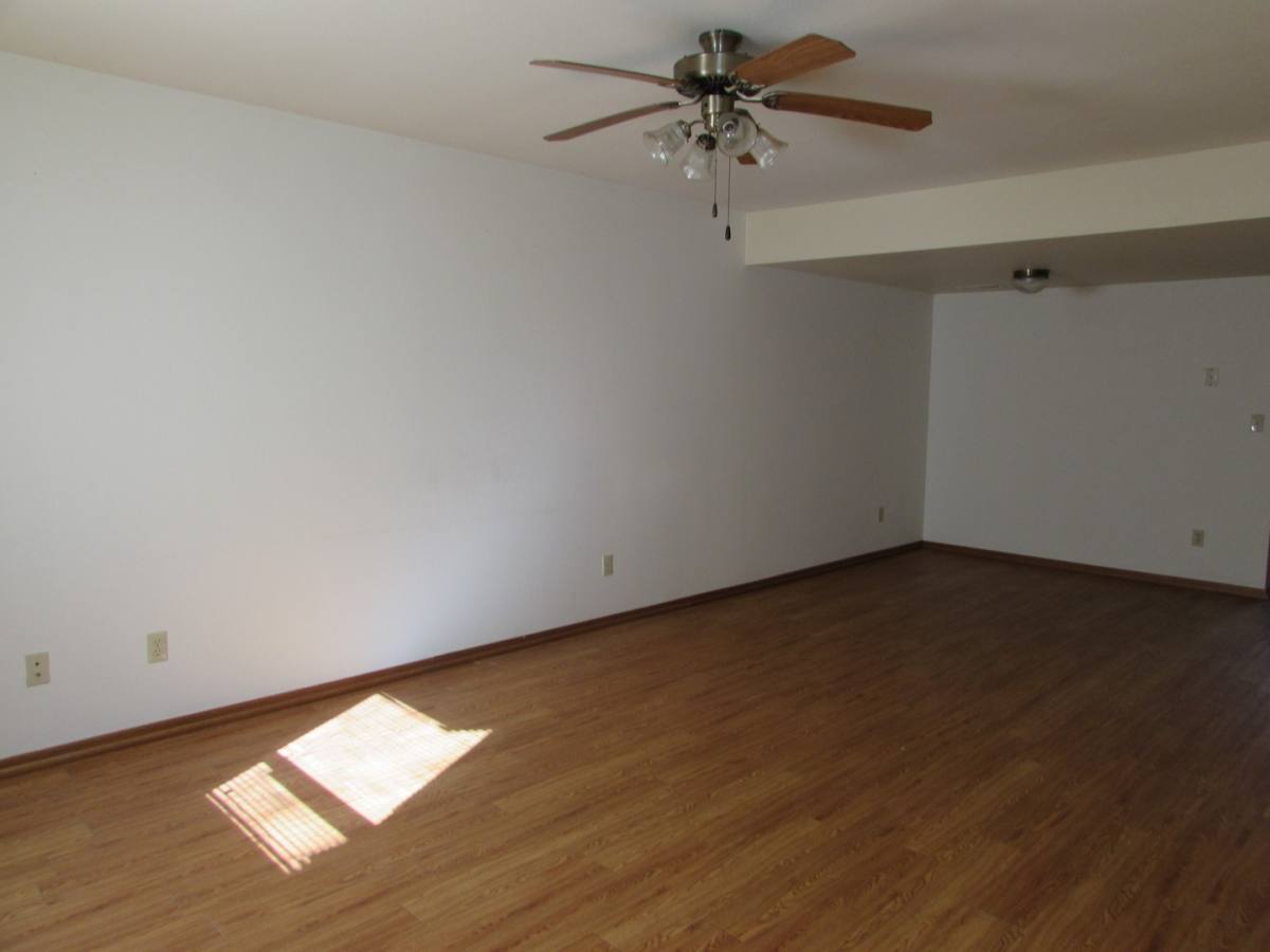 Apartment for rent at 20320 Skyview Dr, Waynesville, MO 65583