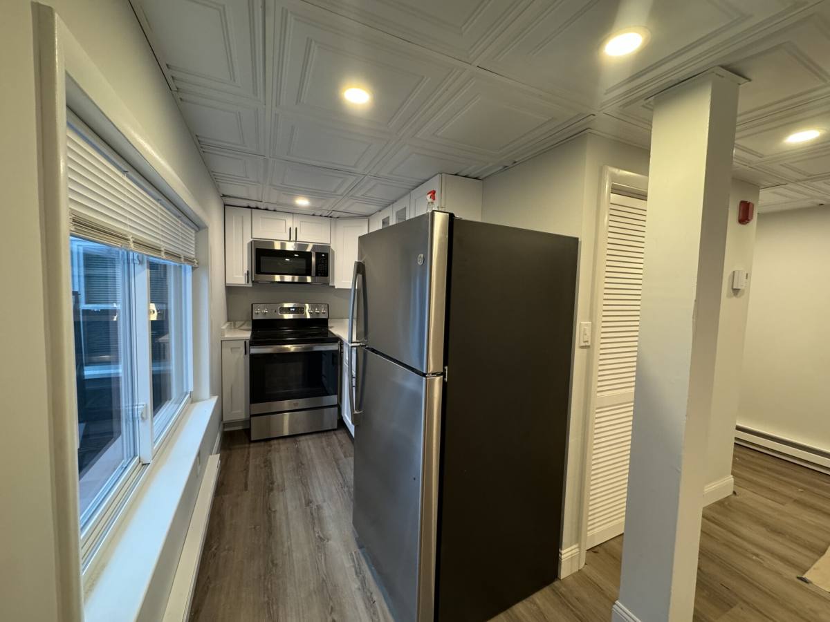 Apartment for rent at 102 Cross #1R, Somerville, MA 02145