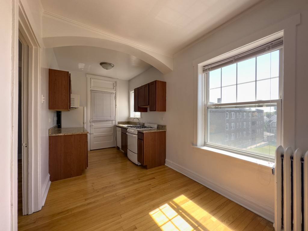 Apartment for rent at 4400 Rockwell #10Q, Chicago, IL 60625