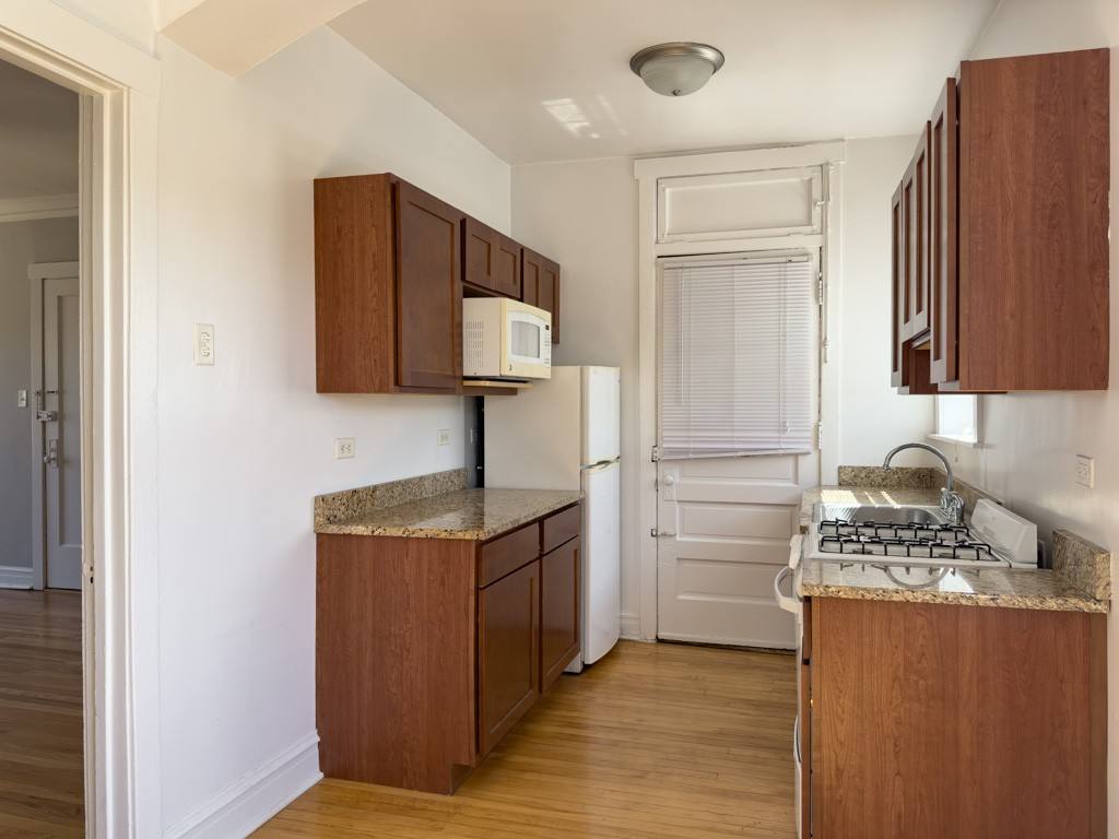 Apartment for rent at 4400 Rockwell #10Q, Chicago, IL 60625