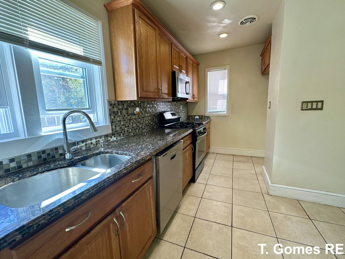 Apartment for rent at 197 Boston Ave #1, Medford, MA 02155