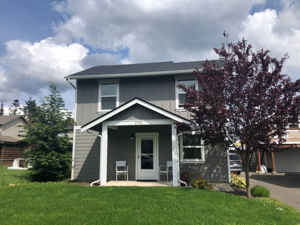 House for rent at 2520 Undine St, Bellingham, WA 98226
