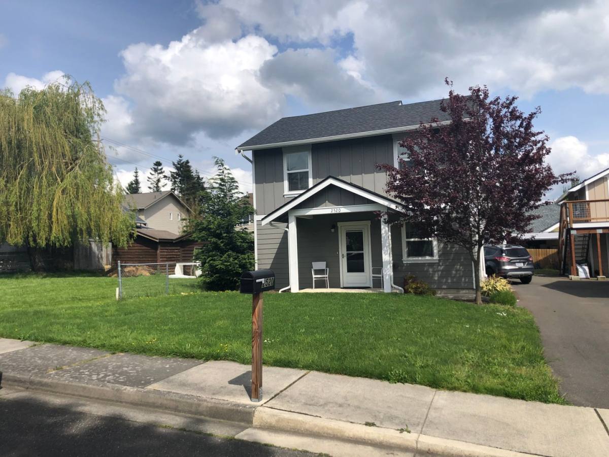 House for rent at 2520 Undine St, Bellingham, WA 98226
