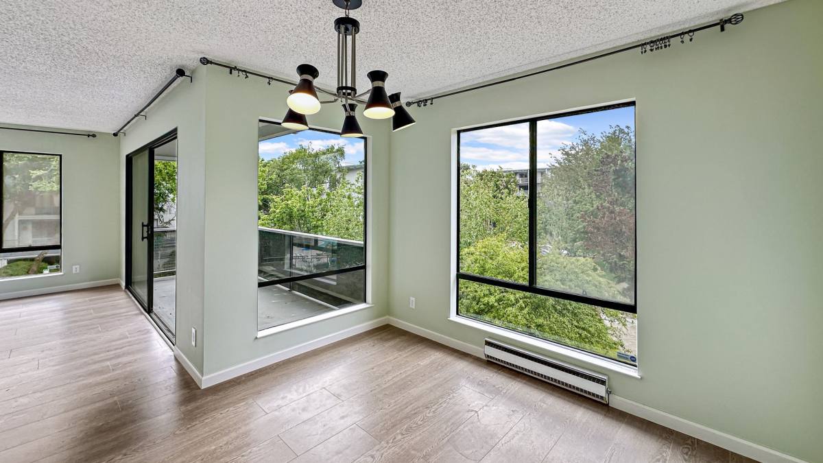 Apartment for rent at 4 Commodore Dr, Emeryville, CA 94608