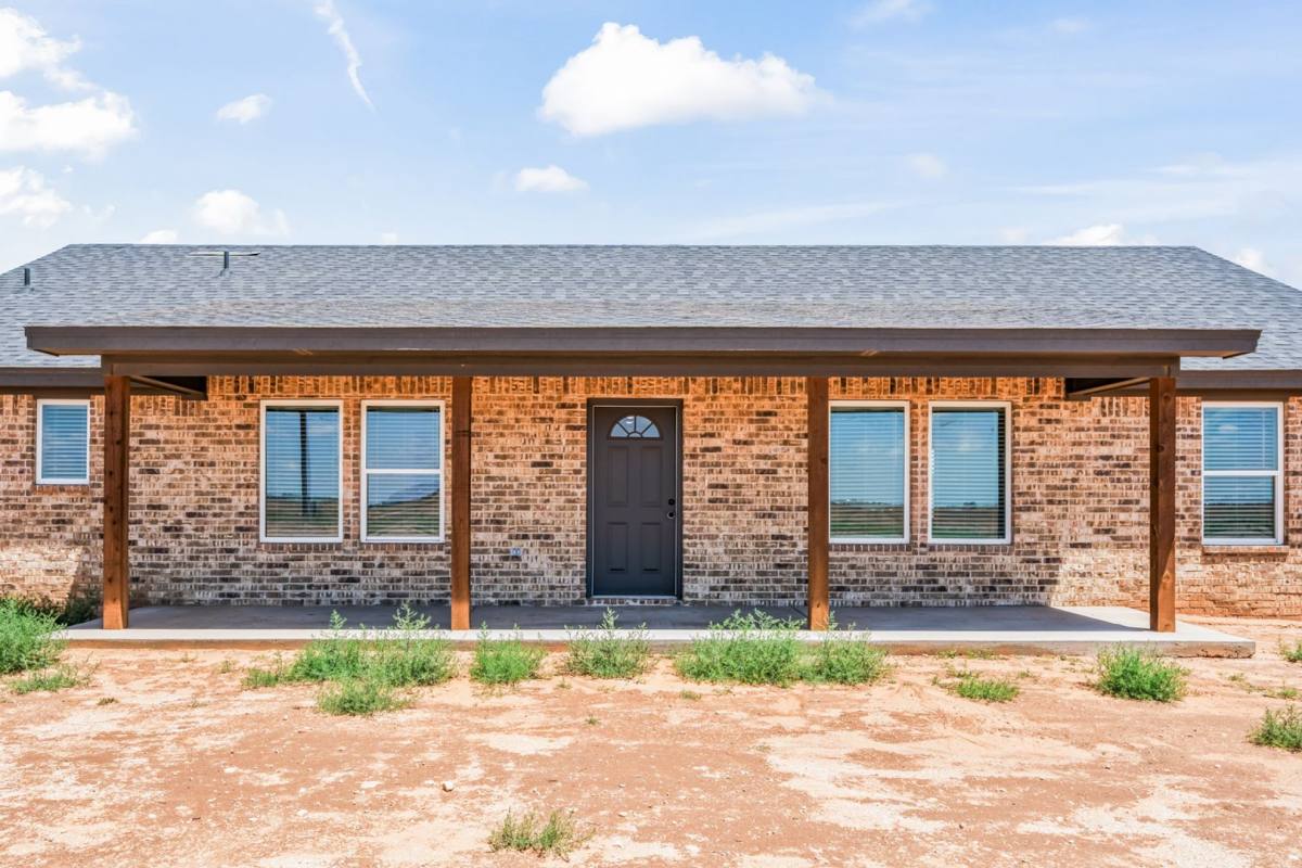 House for rent at 10505 E Cr, Slaton, TX 79364