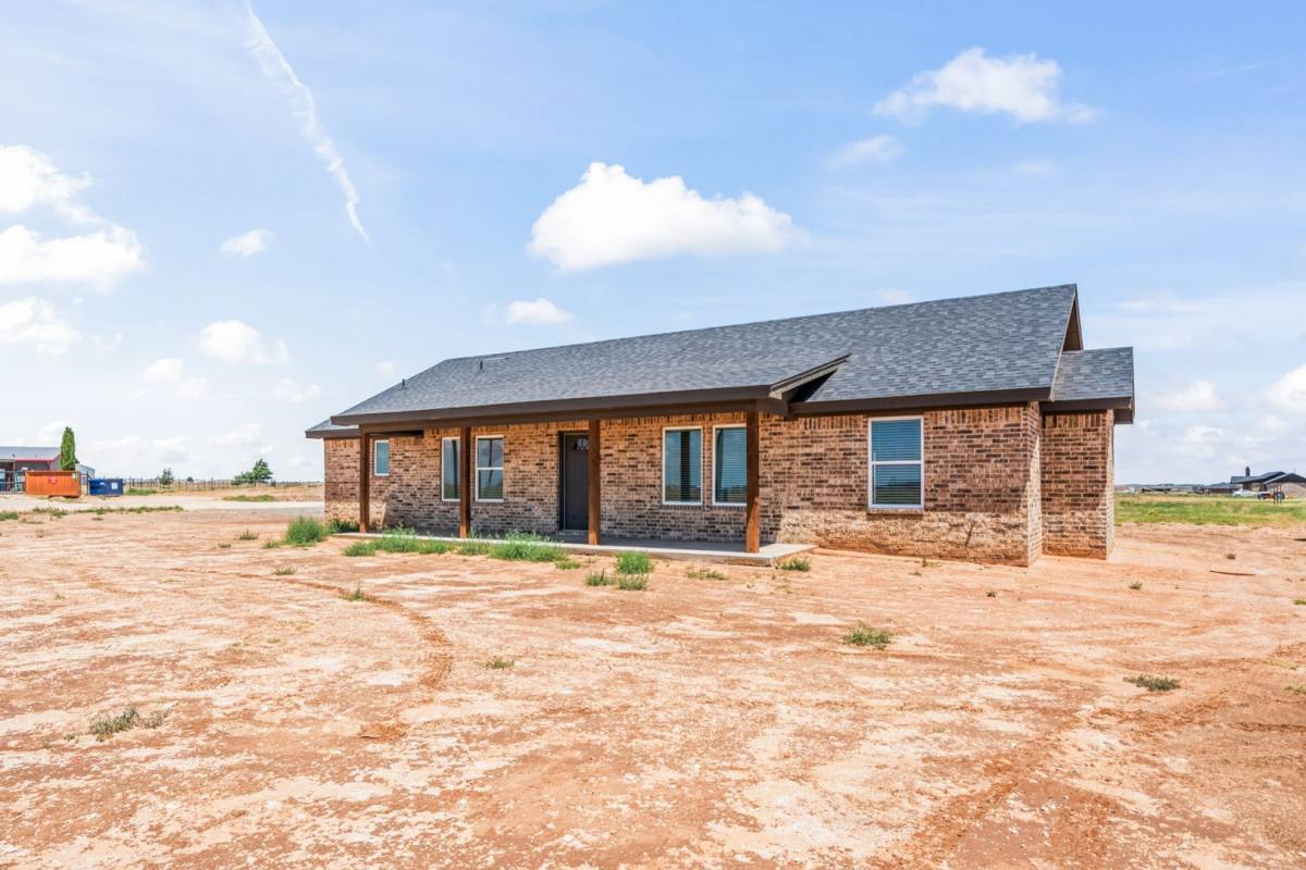 House for rent at 10505 E Cr, Slaton, TX 79364
