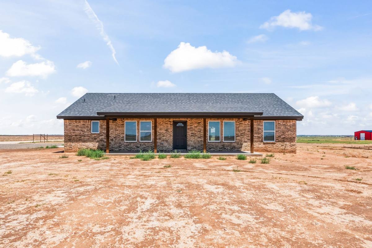 House for rent at 10505 E Cr, Slaton, TX 79364