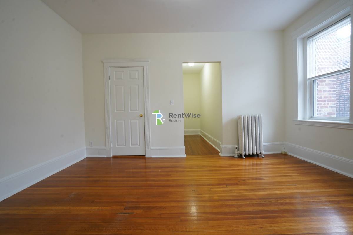 Apartment for rent at 73 Brighton Ave #6, Allston, MA 02134
