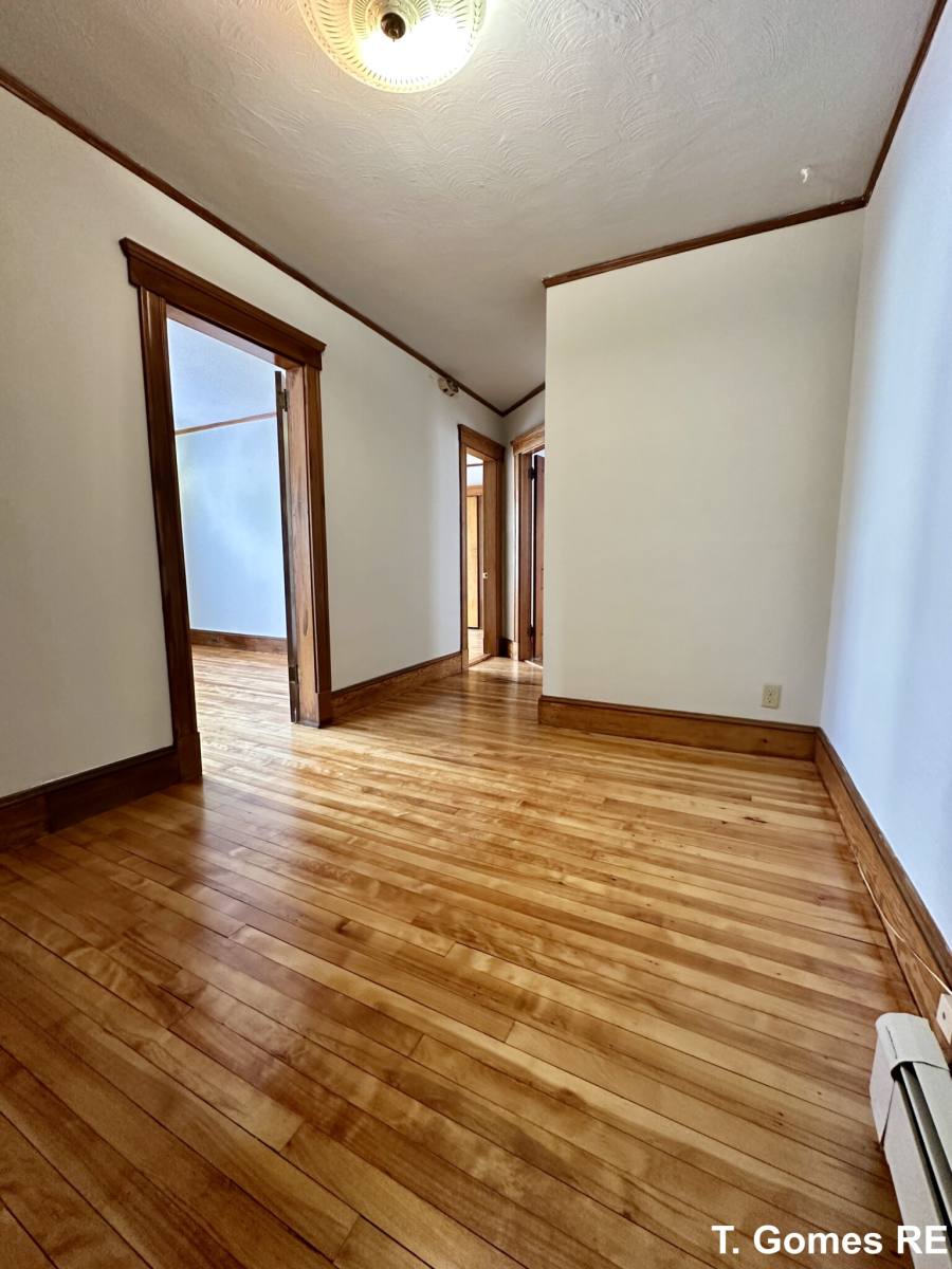 Apartment for rent at 139 Fellsway W #1, Medford, MA 02155