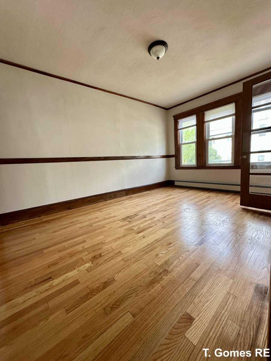 Apartment for rent at 139 Fellsway W #1, Medford, MA 02155