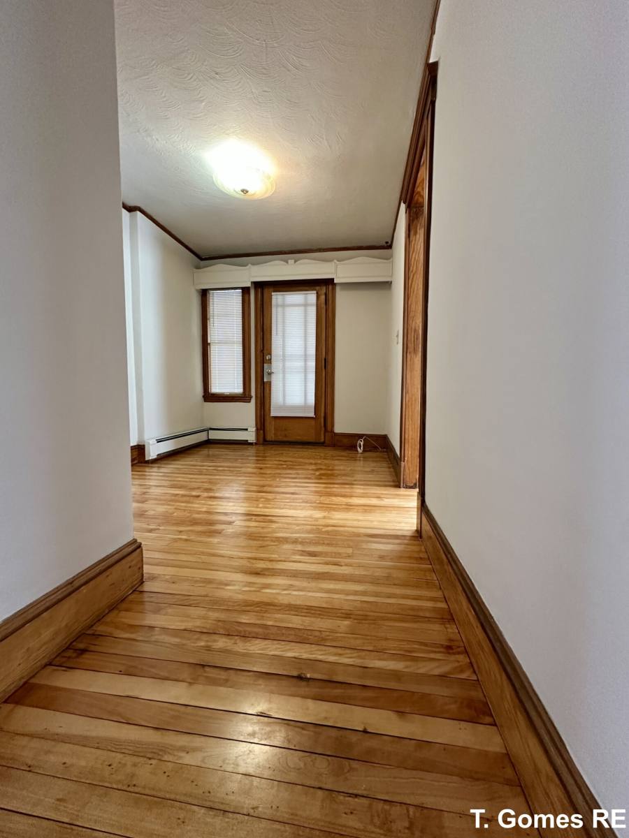 Apartment for rent at 139 Fellsway W #1, Medford, MA 02155