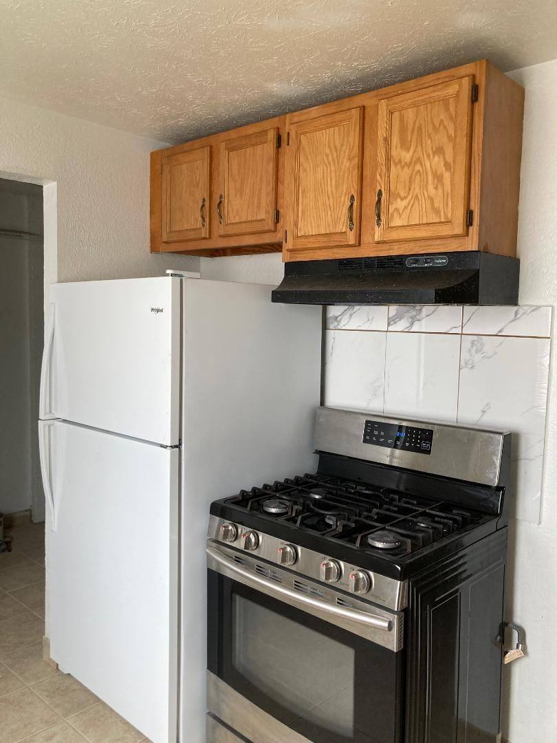 House for rent at 4871 Banbury Rd, Cleveland, OH 44128