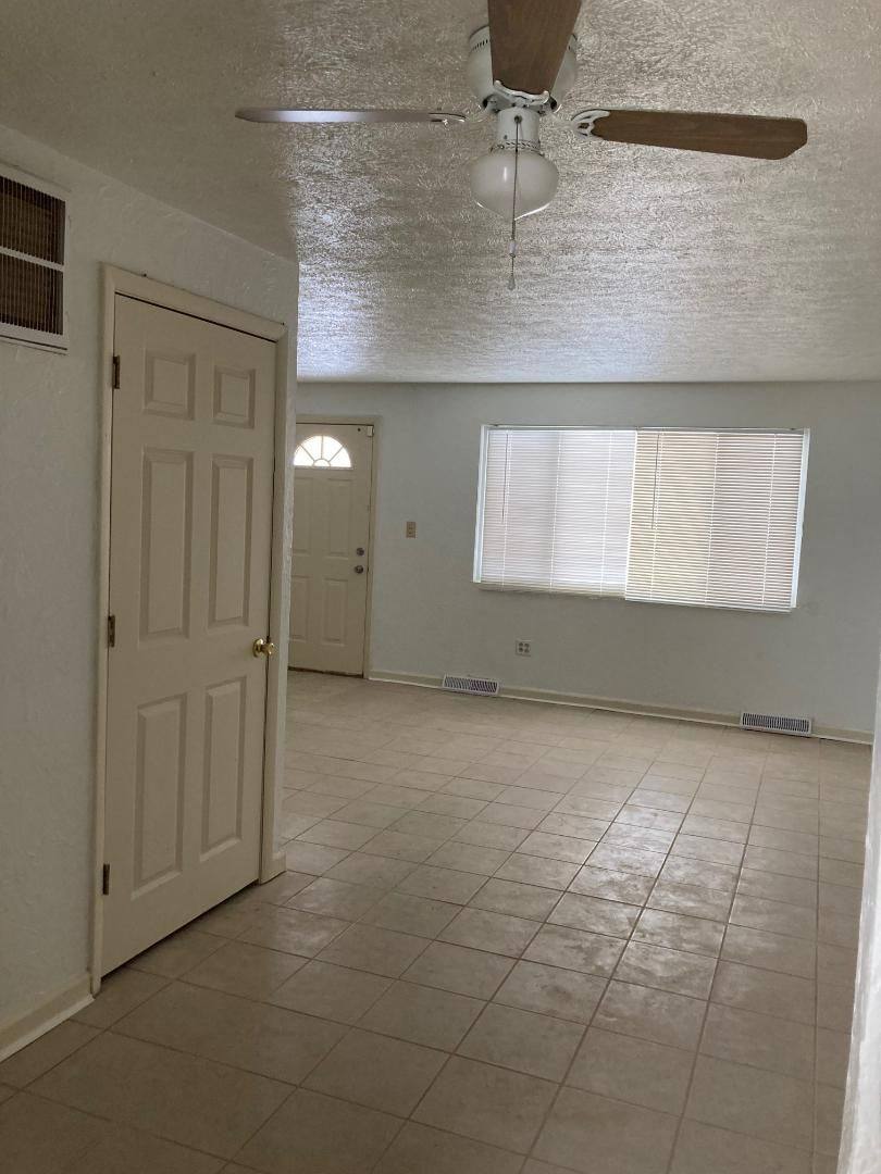 House for rent at 4871 Banbury Rd, Cleveland, OH 44128